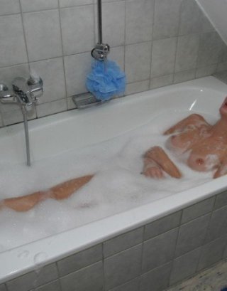 Mila Shower   Девушка Моется В Душе На Порно Фото